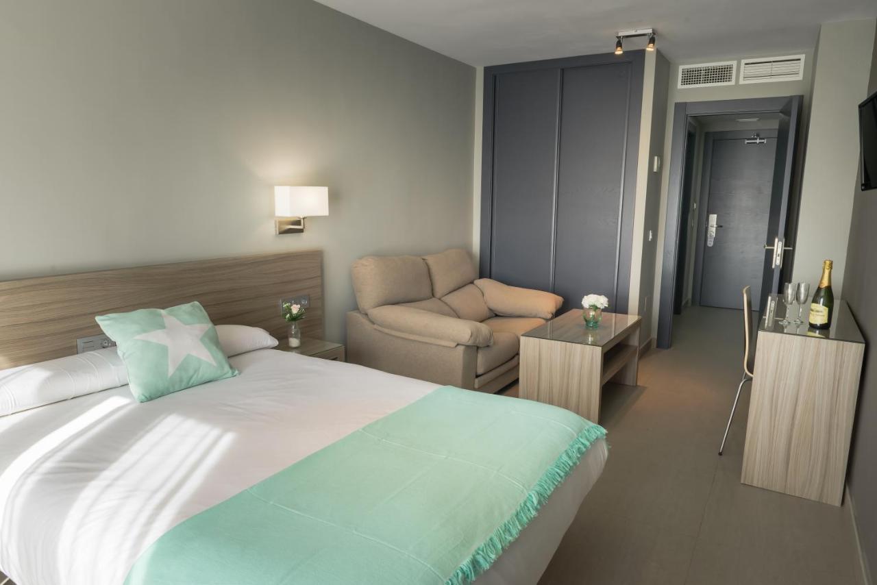 Apartamentos Santa Clara Alhaurín de la Torre Exterior foto